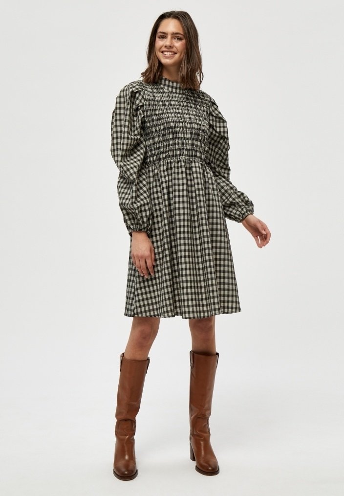 Damen Freizeitkleider | PEPPERCORN Freizeitkleid black/schwarz - WQ83939 Damen Freizeitkleider | PEPPERCORN Freizeitkleid black/schwarz - WQ83939