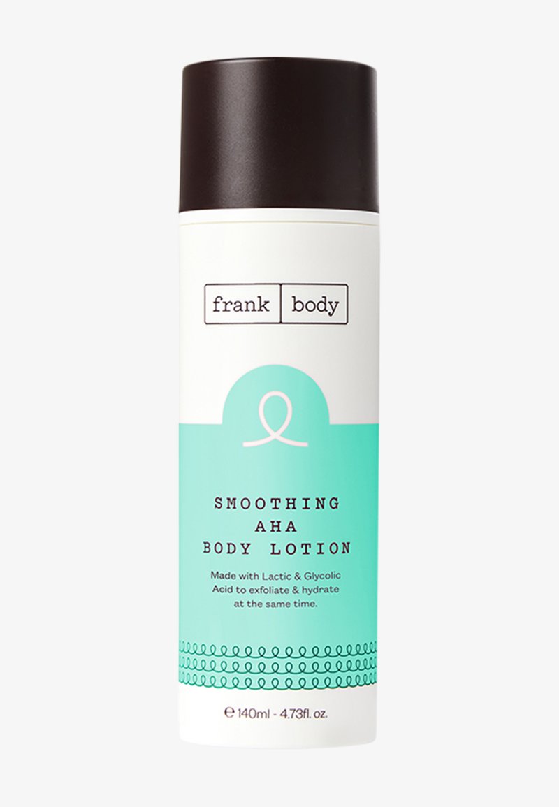 Frank Body Smoothing AHA body lotion flaske med sort låg, hvid og turkis label, 140 ml, med eksfolierende og fugtgivende ingredienser.