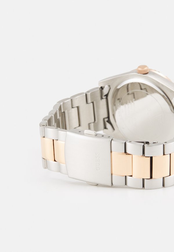 CONNOISSEUR - Watch2