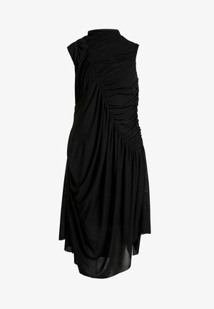 Melna bezrokaina kleita ar augstu apkakli, asimetrisku pūstu drapējumu no pleca līdz viduklim un vaļēju plūstošu svārku.