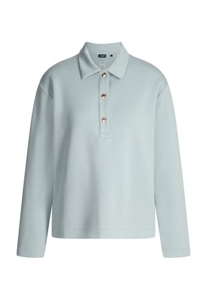 Hellblaues Langarm-Poloshirt aus weichem Stoff mit Kragen und drei goldenen Knöpfen entlang der Knopfleiste. Gerader Schnitt, minimalistisch im Design.