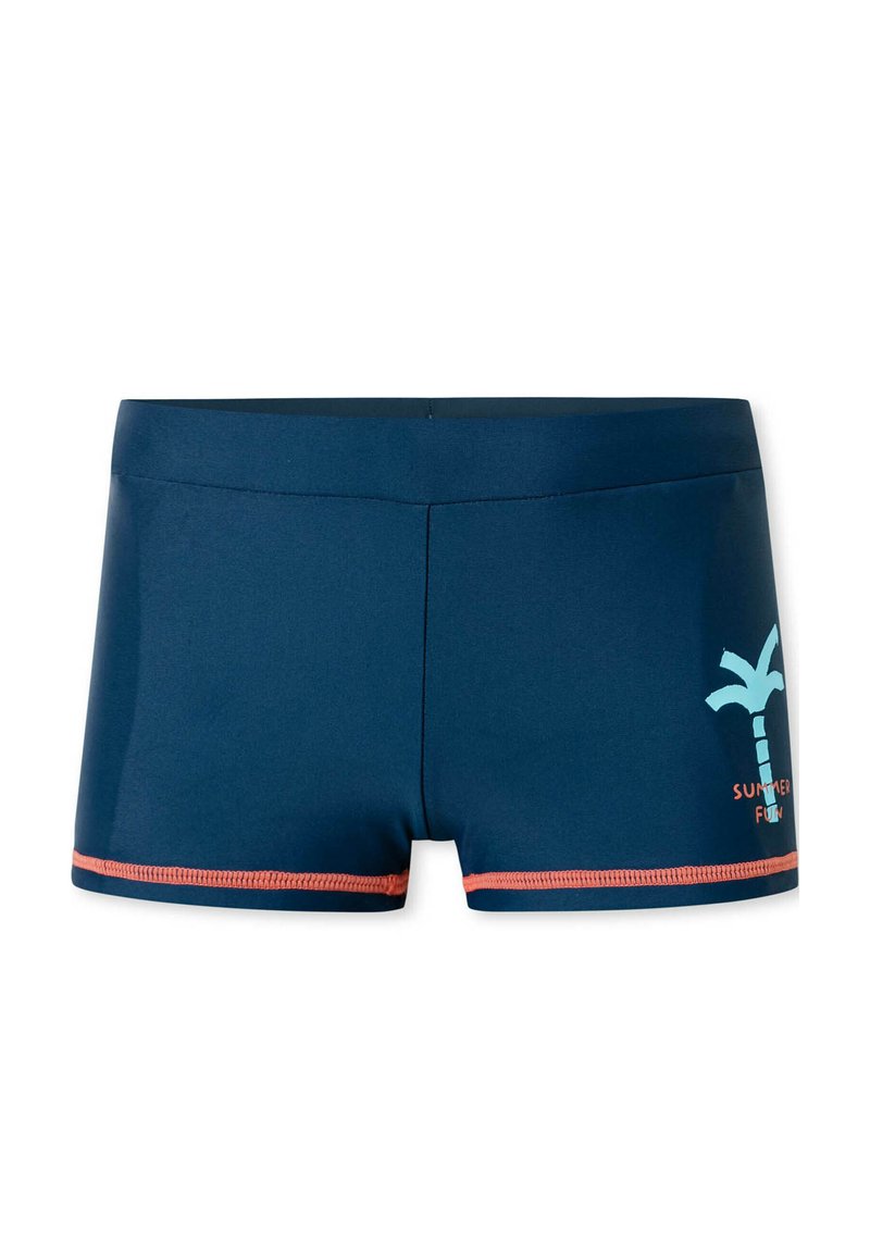 Marine zwemshorts van gladde stof. Kenmerkt een lichtblauwe palmbomenafbeelding en de tekst "ZOMERPLEZIER", met koraalkleurige accentstiksel.