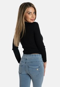 Freddy N.O.W.® YOGA CLASSIC - Skinny-Farkut - denim light blue blue seams