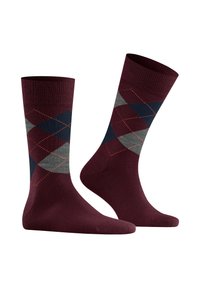 Par de calcetines de crew color burdeos con un patrón de diamantes argyle en gris, azul marino y naranja en la pierna, mostrados uno al lado del otro sobre un fondo blanco.