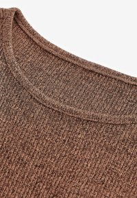 Next Top - rust marl
