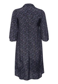 Robe noire longueur genou avec motif floral violet et bleu, manches trois-quarts, et un col, vue de dos.