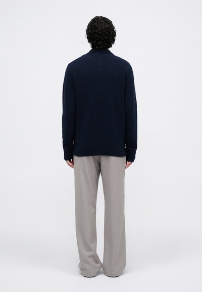 Filippa K SWEATER - Pulóver - navy