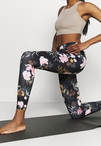 Onzie Punčochy - black