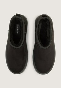 TOM TAILOR Zimní obuv - black