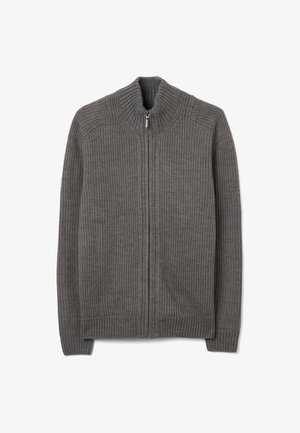 Grijze geribbelde gebreide cardigan met een hoge kraag, een voorrits en lange mouwen. Bevat een gestructureerde stof en aansluitende manchetten.