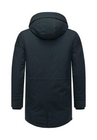 Parka gris foncé avec capuche, manches longues, coupe droite et tissu texturé. Comprend une fermeture pression à l'ourlet.