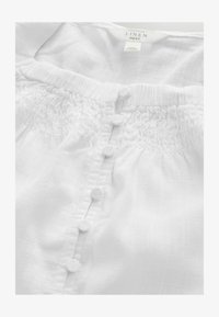 Sélectionné, white