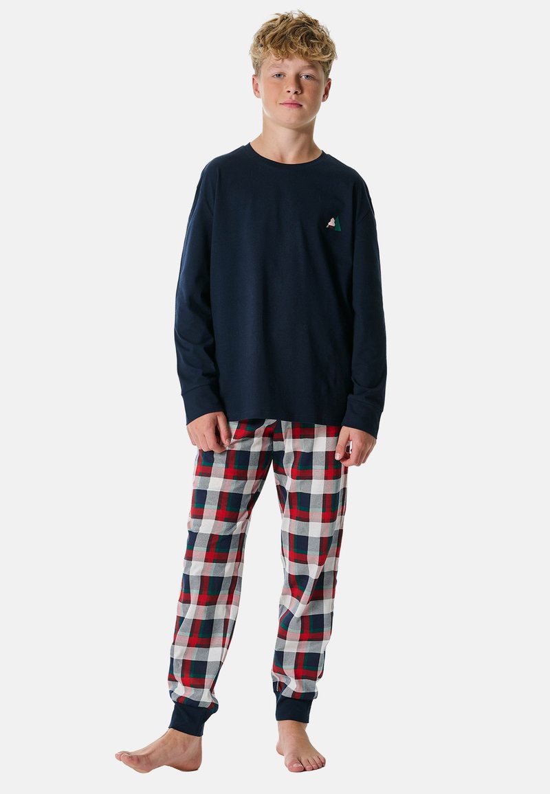 Marineblaues Langarmshirt mit kleinem Baumlogo, kombiniert mit rot-, grün- und weißkarierter Schlafanzughose mit elastischen Bündchen und lockerer Passform.