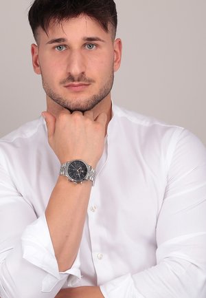 Maserati, Montre à aiguilles - silber schwarz