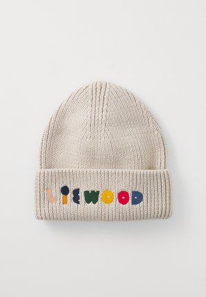 Bonnet en mailles beige clair avec un revers, présentant des lettres "LIEWOOD" multicolores dans diverses teintes sur le bandeau.