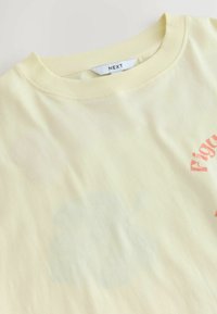 Next GRAPHIC - Majica kratkih rukava s printom - new yellow