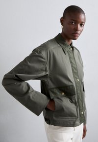 Vanessa Bruno ENGIE - Καλοκαιρινό μπουφάν - olive