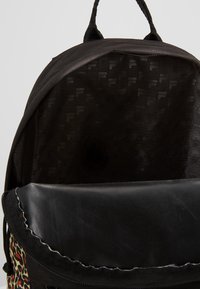 Fila MINI BACKPACK MALMÖ - Sac à dos - black