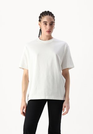 BASIC OVERSIZED TEE - Paprasti marškinėliai - off white