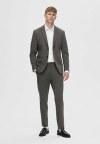 Selected Homme SLHSLIM AITOR FLEX  - Kostymbyxor - chocolate torte