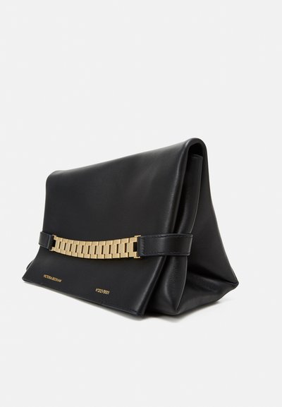 Victoria Beckham CHAIN POUCH - Borsa a mano - black