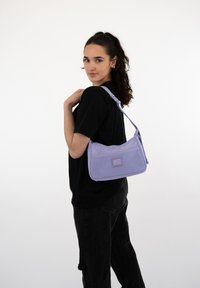 Johnny Urban MADDY - Handväska - lilac