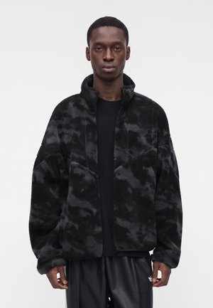 adidas Originals, SHERPA CAMO - Яке от полар - black