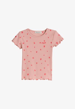 T-shirt pour tout-petit à manches courtes rose côtelé avec motifs de cœurs rouges, bordure à bords ondulés et "MOP" brodé sur la poitrine.