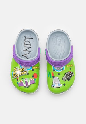 TOY STORY BUZZ UNISEX - Klapki