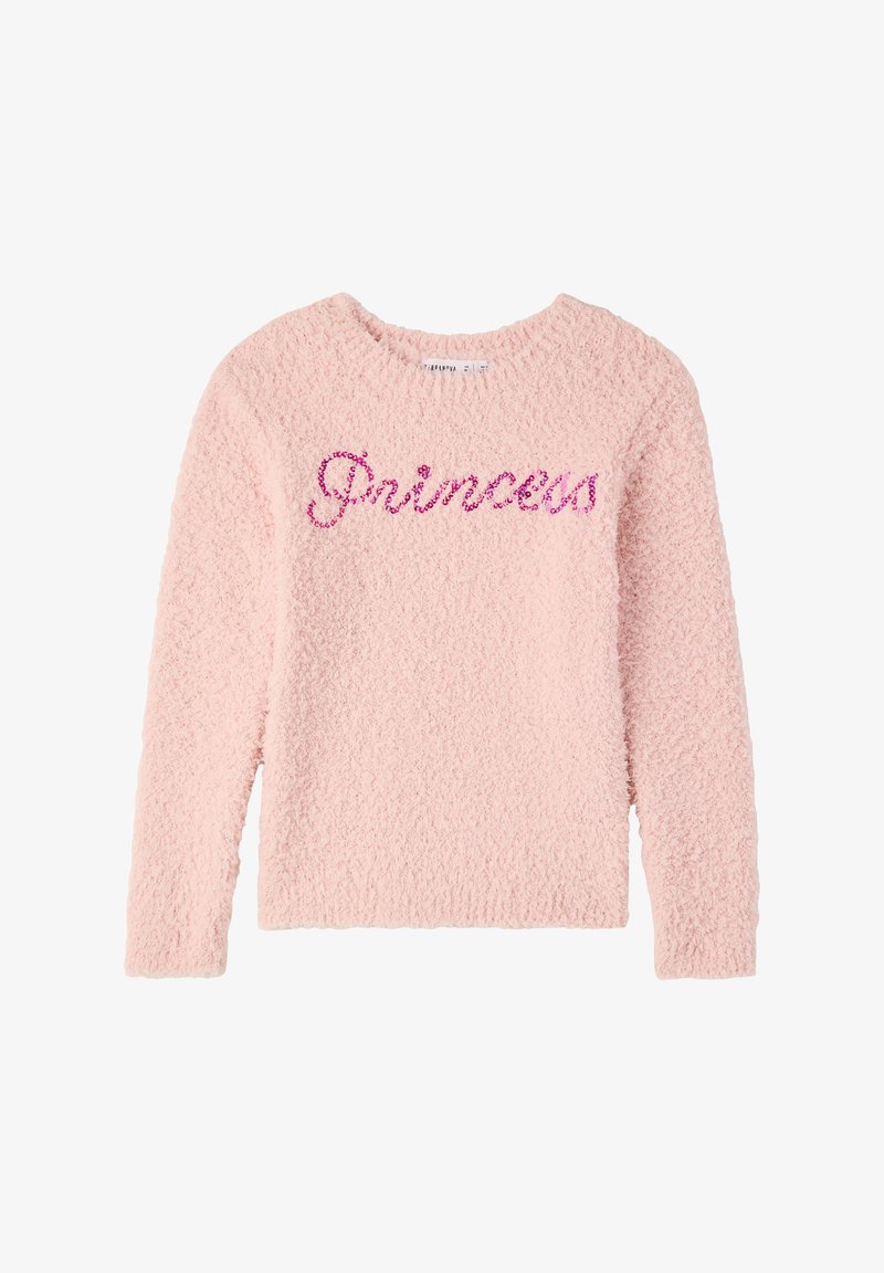 Jasnoróżowy, puszysty sweter z długim rękawem, na którym na piersi wyszyto słowo "Księżniczka" błyszczącymi różowymi cekinami.