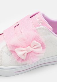 Skechers TWINKLE SPARKS - Tenisky - white/pink