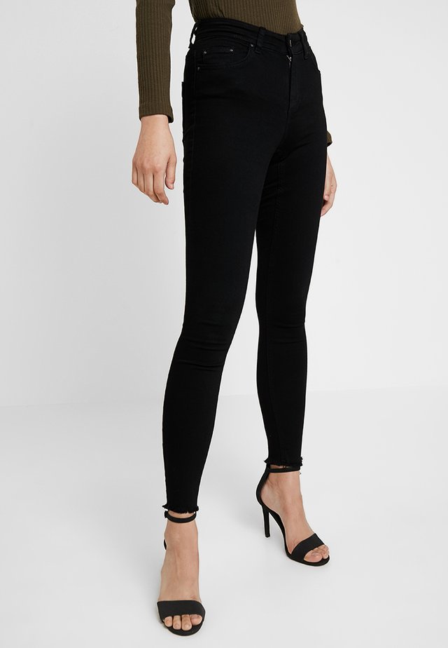 ONLBLUSH MID RAW - Jeans Skinny Fit - black denim