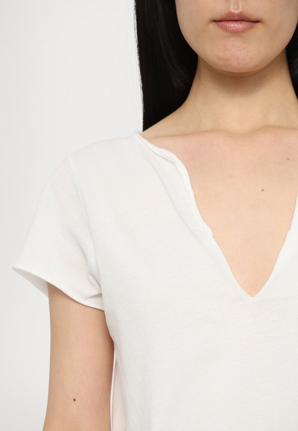 TUNI WINGS - Basic T-shirt - blanc2