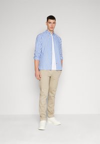 Tommy Hilfiger DENTON - Chino - batique khaki