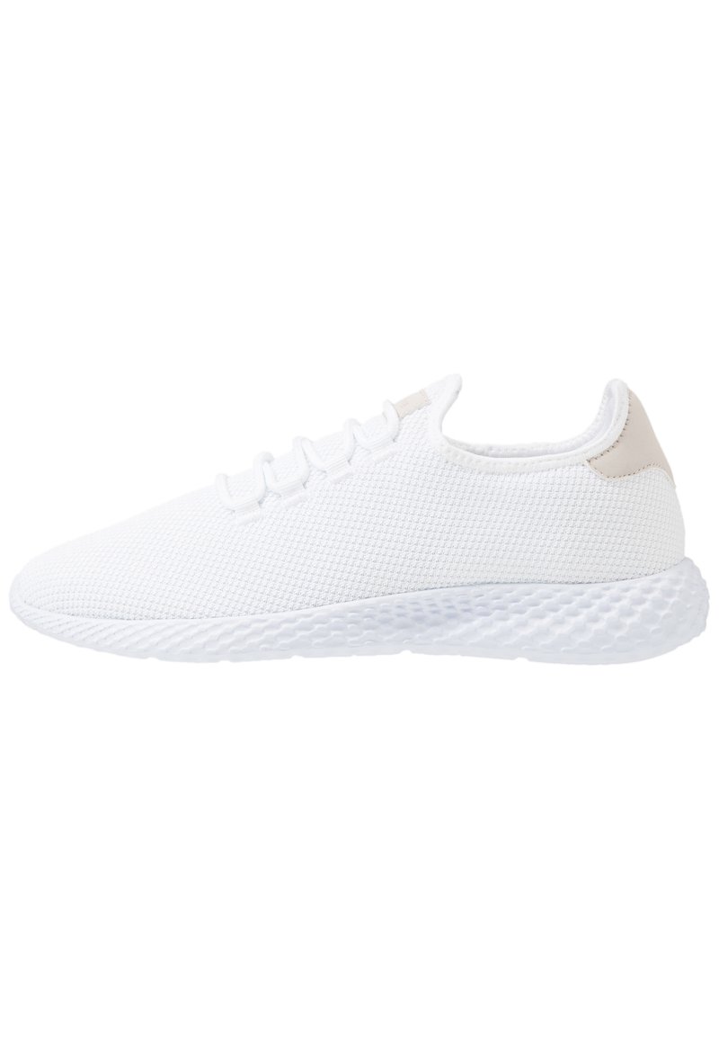 Pier One Matalavartiset tennarit - white