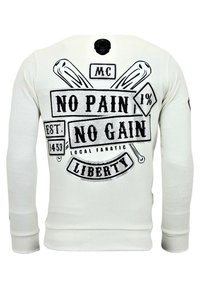Witte sweatshirt met lange mouwen, voorzien van een gedurfde zwarte grafische print met de tekst "NO PAIN NO GAIN" en gekruiste knuppels. Gemaakt van een zachte katoenmix.