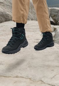 RENEGADE EVO GTX MID - Turistické topánky - asphalt/türkis