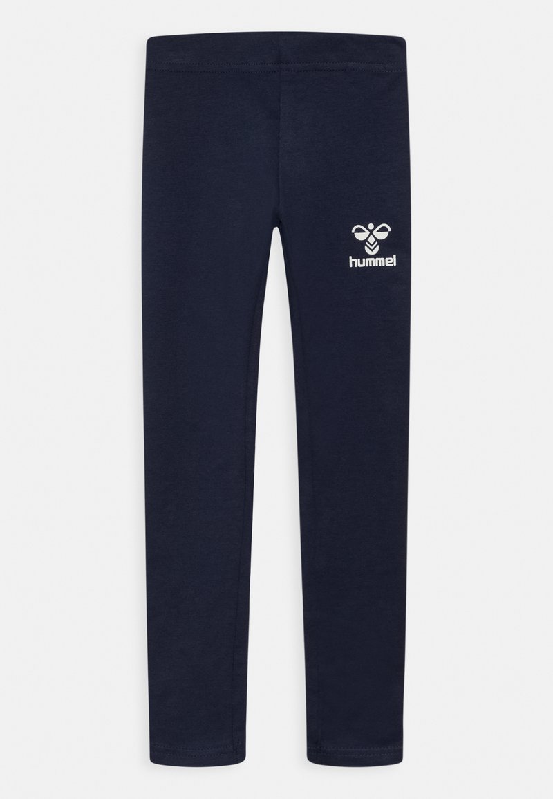 Temno modri legingi iz mehkega materiala, z belim logotipom "hummel" na levi strani in prilegajočo se zasnovo z gladko teksturo.