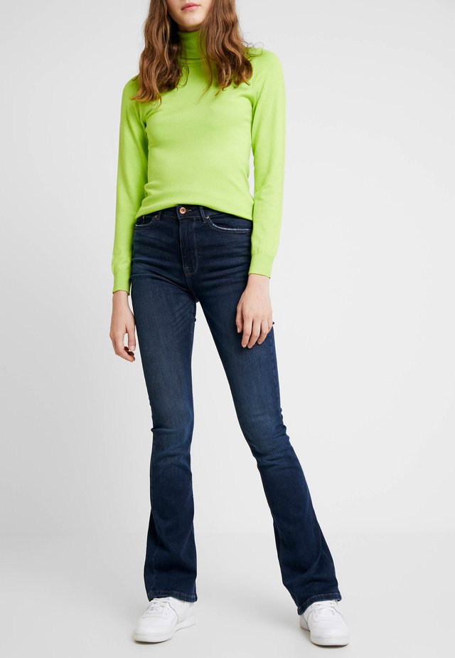 ONLPAOLA - Flared Jeans - dark blue denim