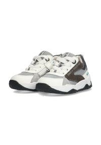 White and gray athletic shoes with mesh and suede panels, black rubber outsole, and elastic laces. Features logo on the tongue.