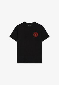 Επιλέχθηκε, black red