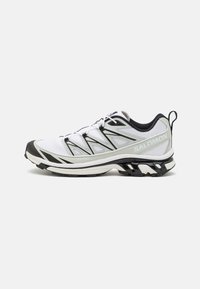 Valitud, white/metal/black
