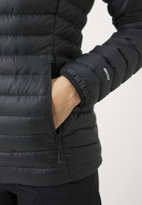 The North Face BETTAFORCA HOODIE - Jakna ispunjena paperjem - black