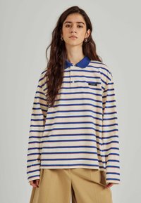 Niet geselecteerd, ivory blue