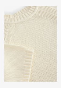 Unausgewählt, white ecru