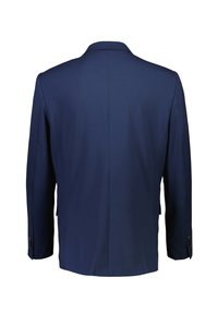 Blazer azul marino con un corte entallado, diseño de un solo boton y mangas largas. Presenta una textura suave y una abertura en la espalda para mayor movilidad.