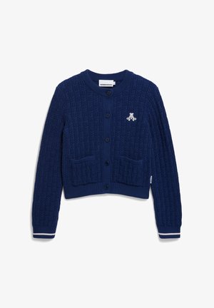 Marineblauer Strickcardigan mit strukturiertem Muster, runder Halslinie, Knopfverschluss, zwei frontalen Taschen und weißem Logodetail.