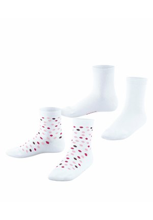 Twee paar witte enkelsokken, één effen en één met roze, rode en bruine stippen, afgebeeld tegen een witte achtergrond.