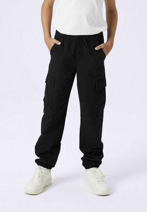 REGULAR FIT - Oldalzsebes nadrágok - black