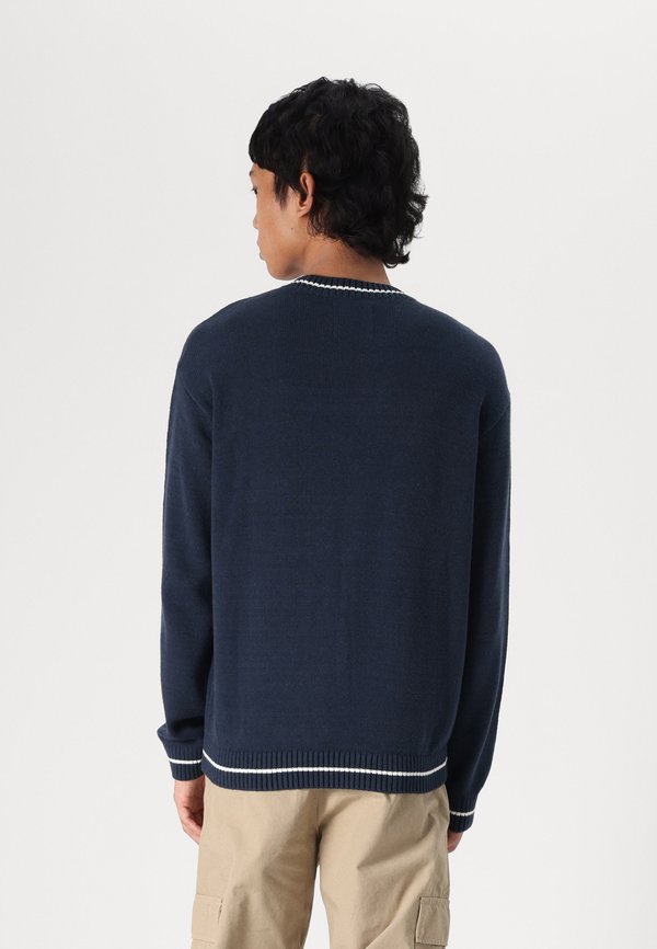 Relaxed Zermatt Switzerland Graphic Crew Sweater - Jumper2